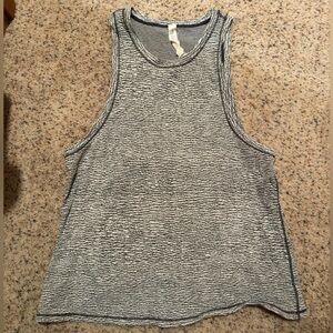 Lululemon tank top training